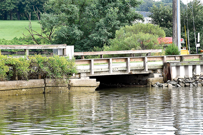 marina-bridge